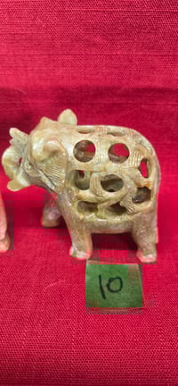 Image 3 of Éléphant vintage sculptée à la main en stéatite, avec bébé à l'intérieur - Lot de 2 #2