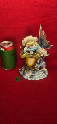 Image 1 of Biblot Féé Ange en ceramique et ailes en plastique