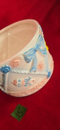 Image 2 of Pot vintage en céramique pour bébé