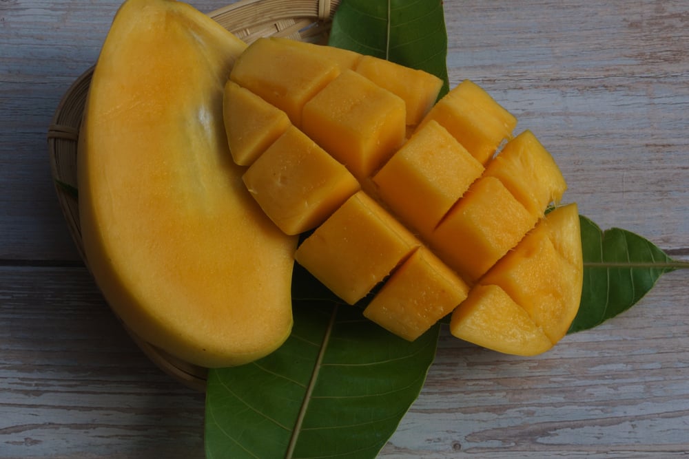 Image of IAOMAI Fresh Mango & Coconut Basic Beauty Bar