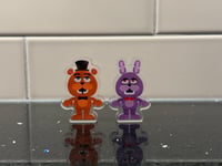 Image 2 of Pizza Friends - Acrylic Standee [B GRADE]