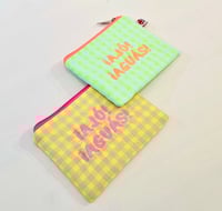 Image 1 of Monedero, neceser y/o funda de libro electrónico bordado ¡Ajó! ¡Aguás!