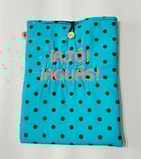 Image 7 of Monedero, neceser y/o funda de libro electrónico bordado ¡Ajó! ¡Aguás!