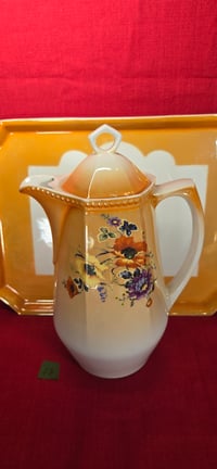Image 5 of Cafetière en porcelaine (Pièce de collection)