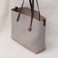 Image 4 of Slouchy Wide Tote medium in pebbled gray