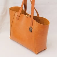 Image 4 of STUDIO LINE Three-panel Tote