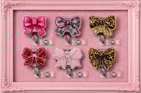 Glam Bow Badge Reel Collection 🎀✨