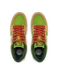 Image 5 of Zapatillas The Nike SB Dunk Low Pro Escargot en liquidación.