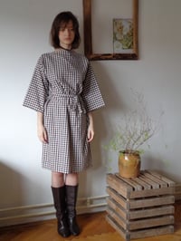 Image 1 of gingham cotton DRESS // wide sleeves, with belt