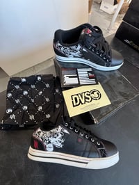 Image 2 of Vintage DVS Monument size 10