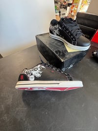 Image 4 of Vintage DVS Monument size 10