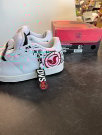 Image 4 of Vintage DVS Crosshair size 6