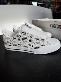 Image 1 of Circa Lopez size  12