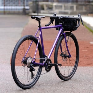 Image of DISPONIBLE - Distance Croix-Morand 2026 - Taille M - Violet Lakers