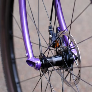 Image of DISPONIBLE - Distance Croix-Morand 2026 - Taille M - Violet Lakers