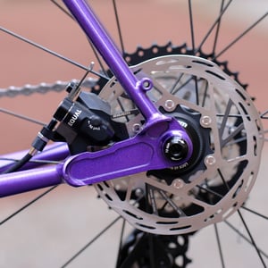 Image of DISPONIBLE - Distance Croix-Morand 2026 - Taille M - Violet Lakers