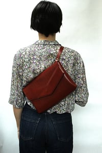 Image 1 of Grand Julien Brown