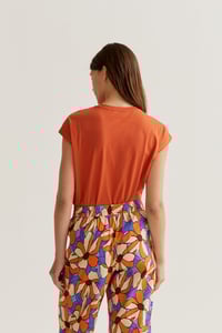 Image 5 of Camiseta básica marrón