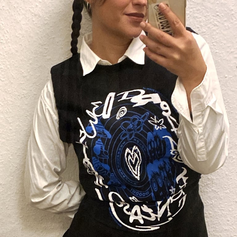 D3LuSi0ns T-Shirt Image 2