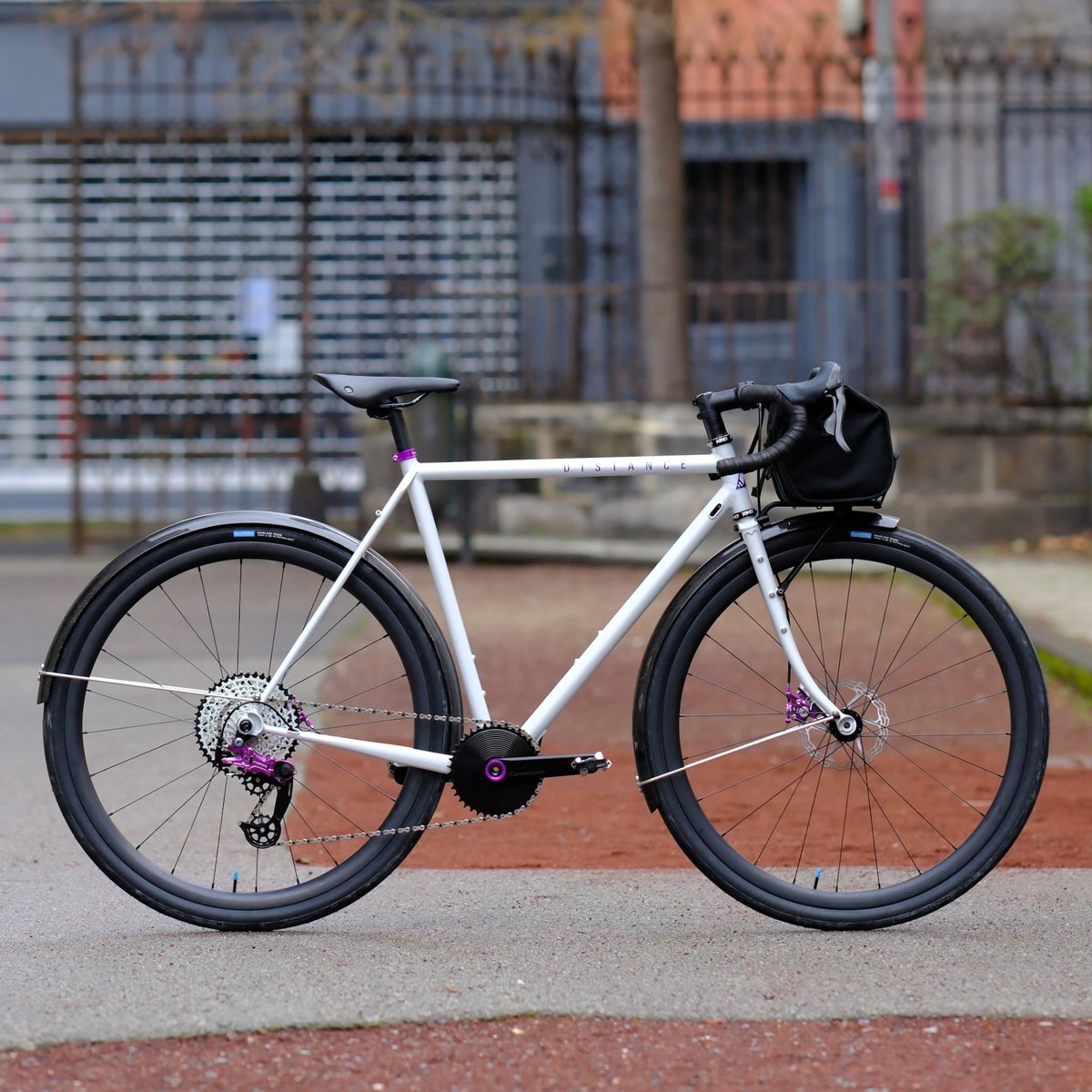 Image of DISPONIBLE - Distance Croix-Morand 2026 - Taille M - blanc nacré