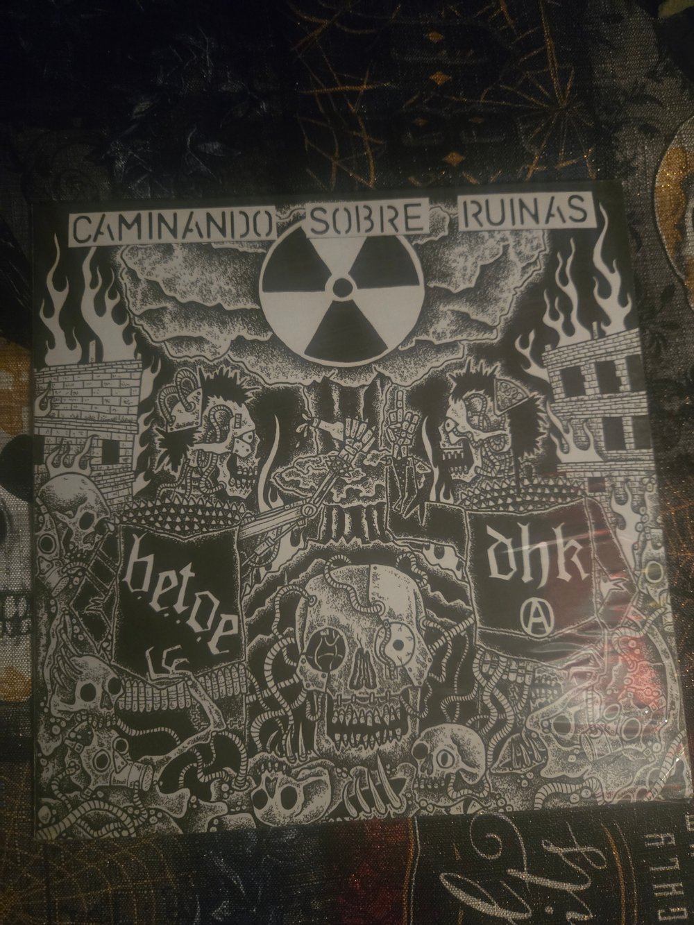 B.E.T.O.E / D.H.K split 7"