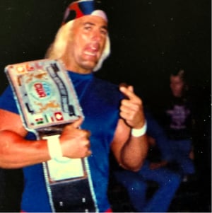 Image of "RARE" Photos of The "Universal Hearthrob" Austin Idol