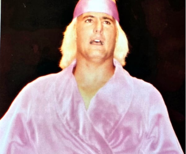 Image of "RARE" Photos of The "Universal Hearthrob" Austin Idol