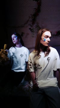 Image 4 of T-SHIRT FLOWER 