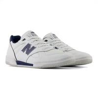 Image 2 of Zapatillas New Balance Knox 600 en liquidación.