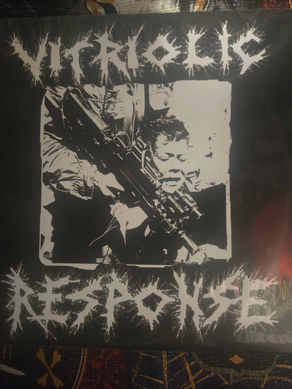 THE DISSIDENTS / VITRIOLIC RESPONSE  split 7"