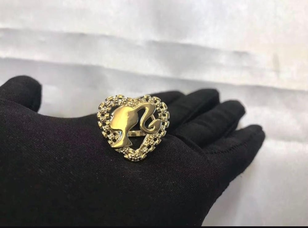 Image of Barbie rollie