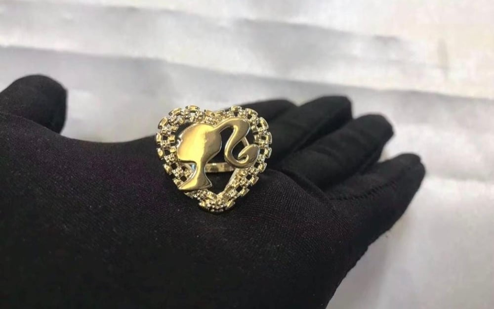 Image of Barbie rollie