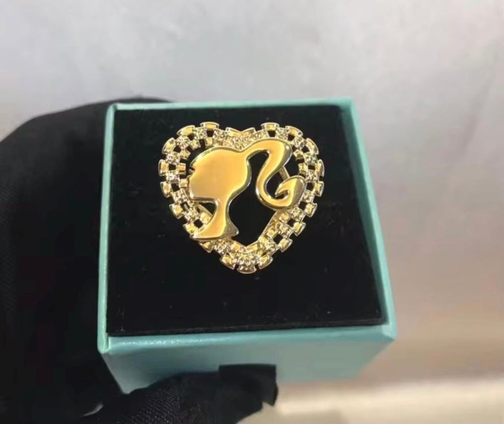 Image of Barbie rollie