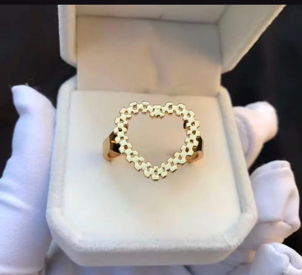 Image of Heart frame rollie