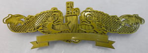 Image of U.S. Navy Officer Submarine Warfare Insignia
