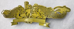 Image of U.S. Navy Officer Submarine Warfare Insignia