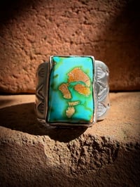 Image 2 of WL&A Handmade Heavy Ingot Sonoran Mtn Turquoise Arrow Ring - Size 12