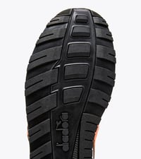 Image 6 of Zapatilla Diadora N9002 en liquidación.