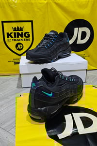 Image 18 of Mens Airmax 95s 