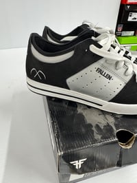 Image 2 of Vintage Fallen Trooper SE size 9.5