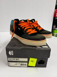 Image 3 of Vintage Etnies faction size 9