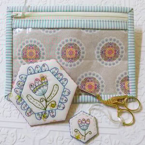 Image of Hexie Needle Keep & Pouch Kit