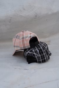 Image 5 of DEN SOUVENIR - Golden Triangle Cap (Black Plaid)
