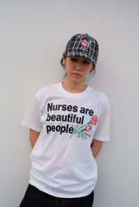 Image 2 of DEN SOUVENIR - Golden Triangle Cap (Black Plaid)