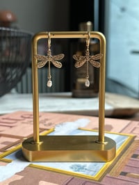 Image 1 of Libelula oorhangers