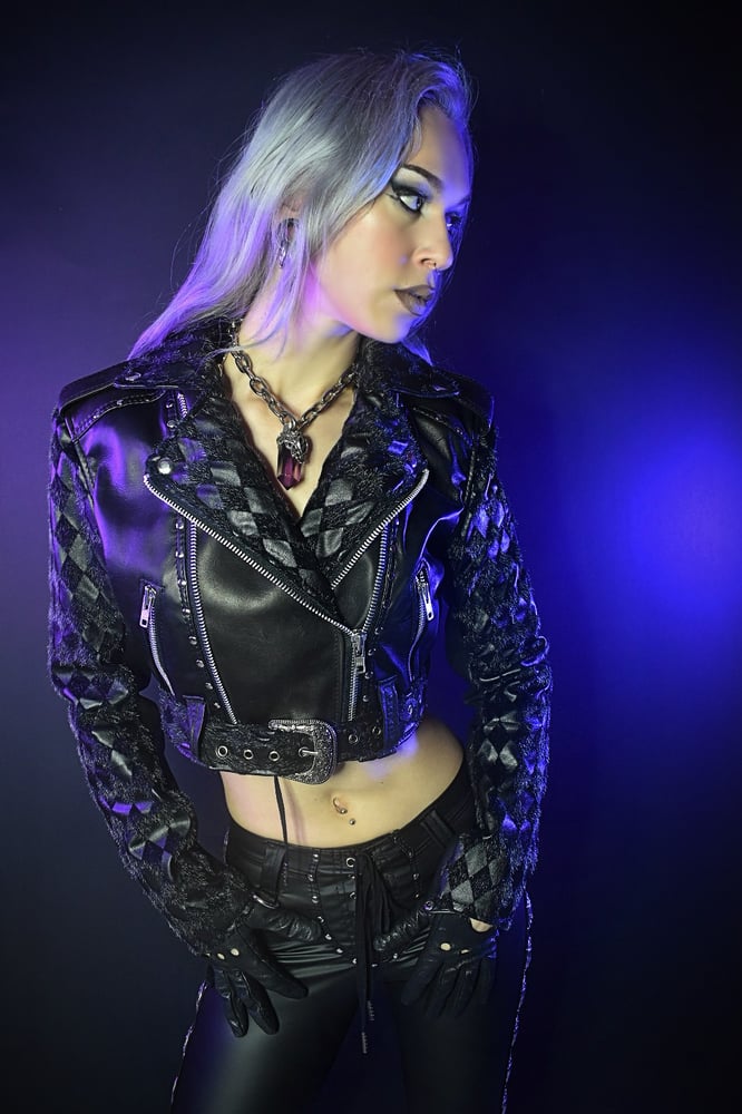 Image of JESTER CROP JACKET S-M