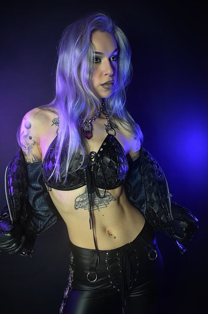 Image of JESTER LACE UP BRA S-M