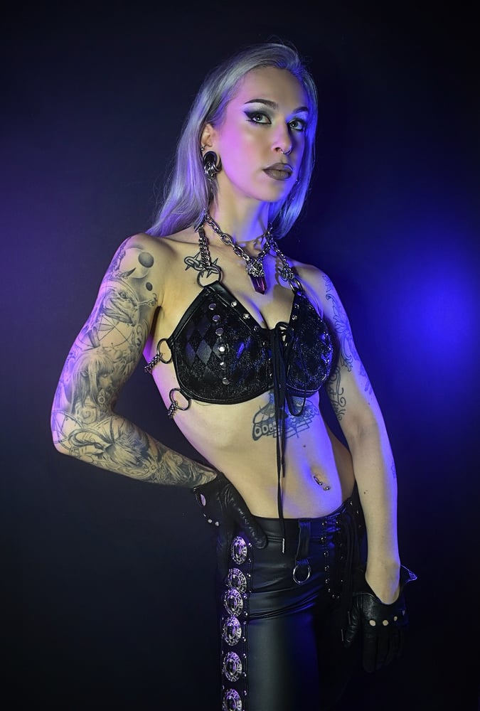 Image of JESTER LACE UP BRA S-M