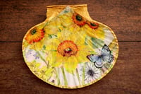 Image 1 of Shell trinket dish daffodil  design with gold March Birth flower 
