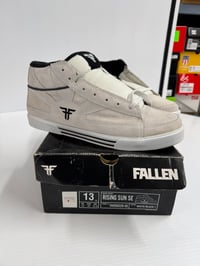 Image 2 of Vintage Fallen Rising Sun size 13